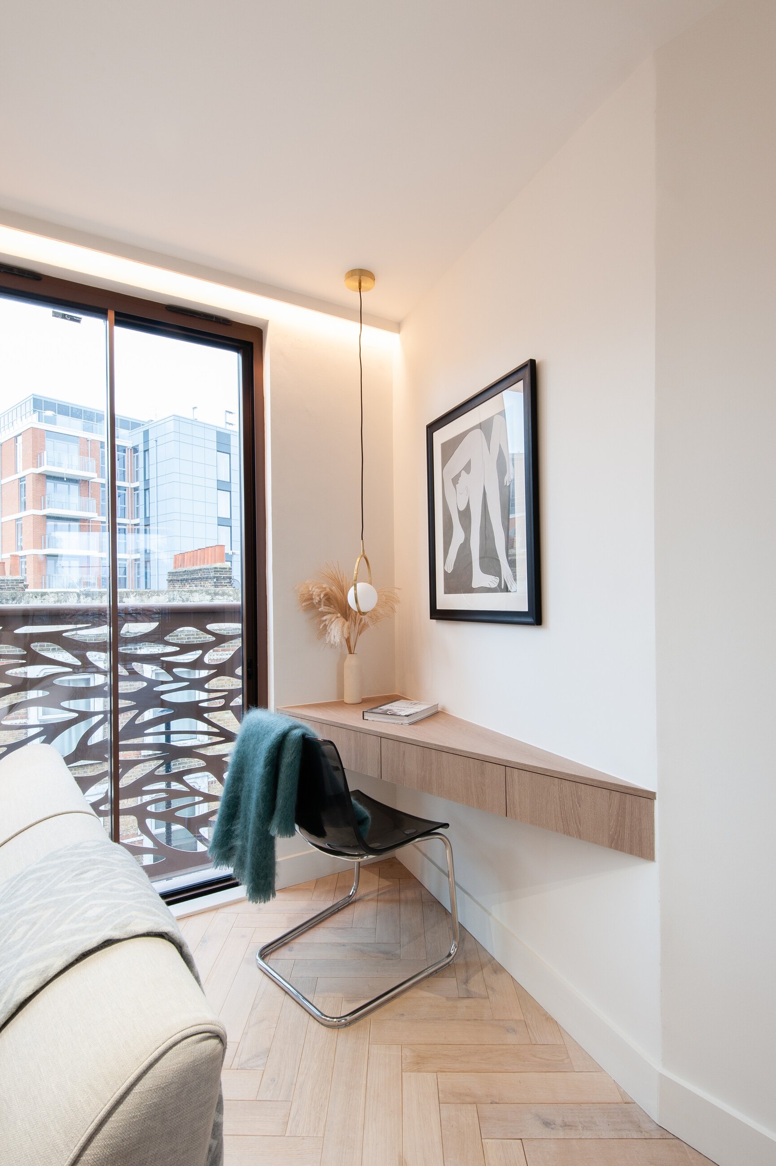 Market Place built-in desk running to the juliet balcony, Acton, by HDEY
