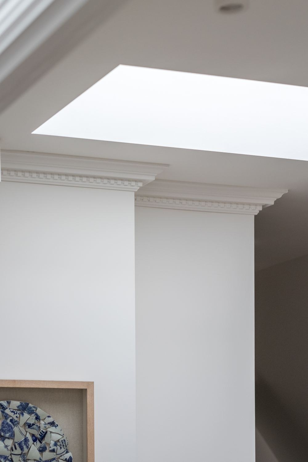 West Lodge coving meeting a skylight reveal, Ealing — by HDEY